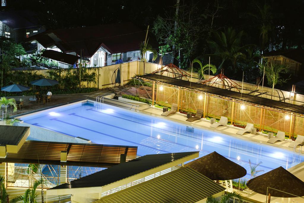 Big 8 Corporate Hotel Tagum Exterior photo