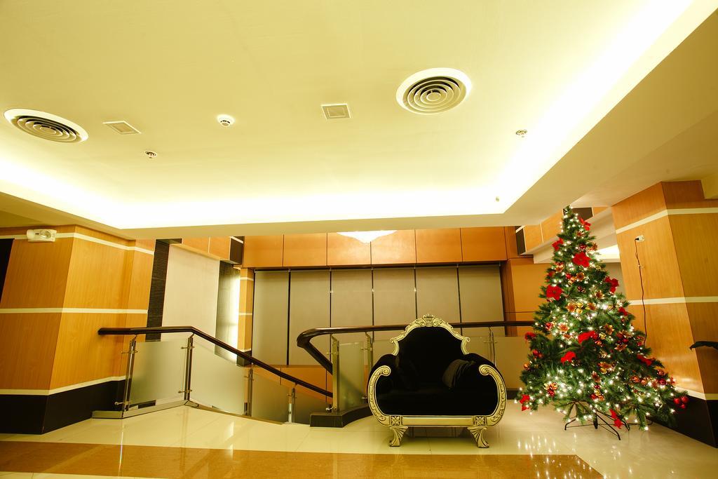 Big 8 Corporate Hotel Tagum Exterior photo