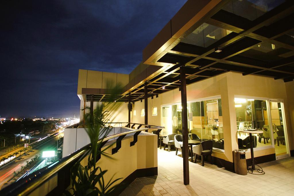Big 8 Corporate Hotel Tagum Exterior photo
