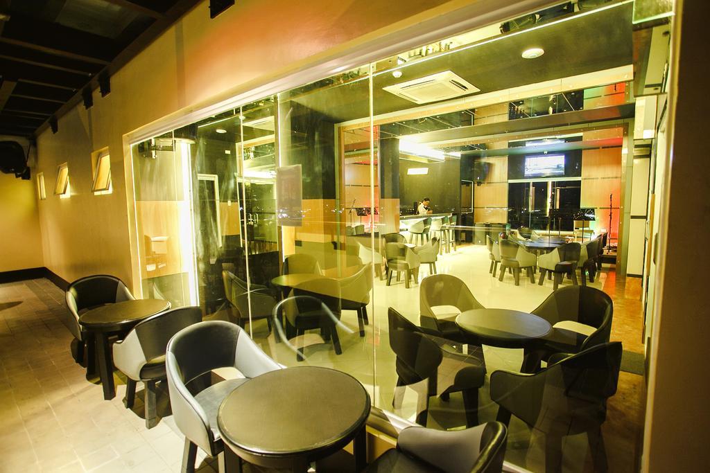 Big 8 Corporate Hotel Tagum Exterior photo