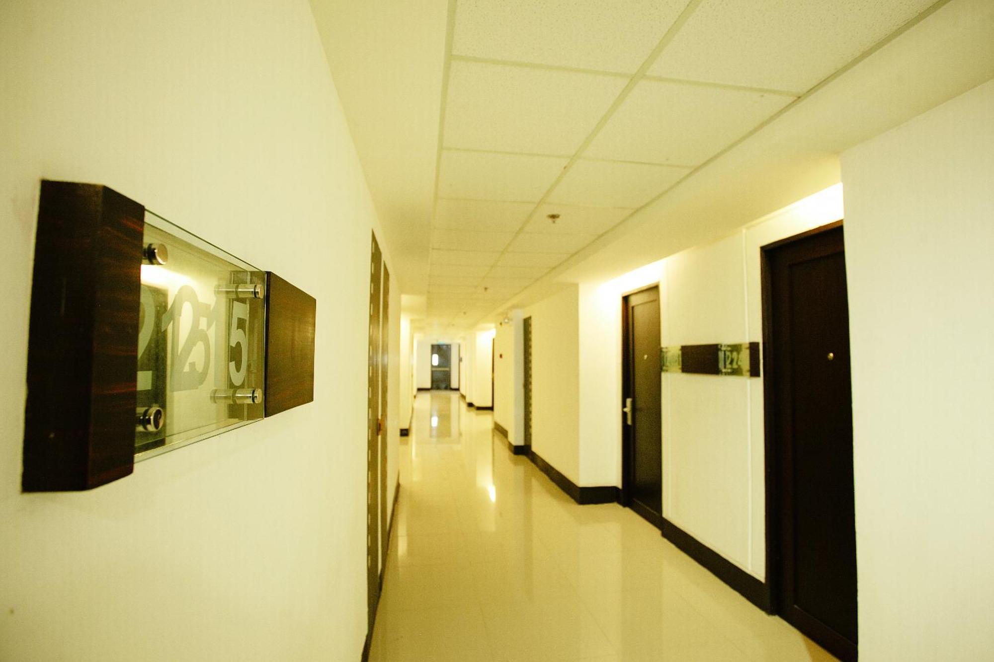 Big 8 Corporate Hotel Tagum Exterior photo