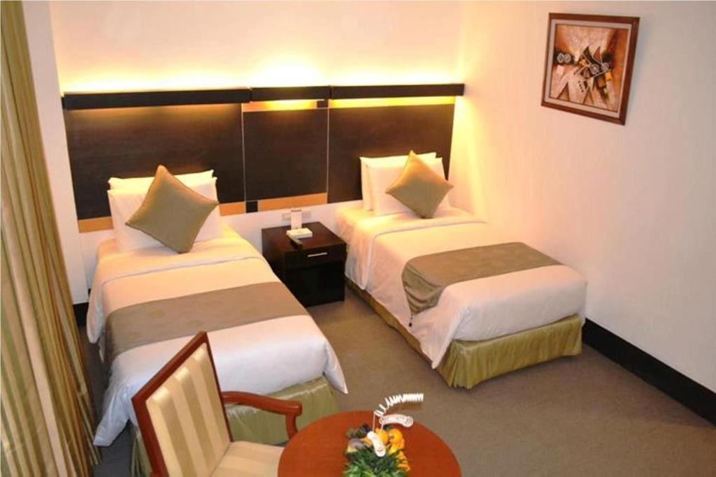 Big 8 Corporate Hotel Tagum Exterior photo