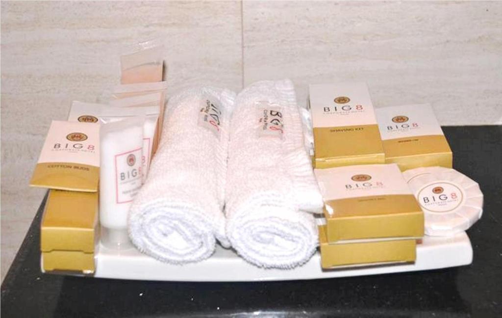 Big 8 Corporate Hotel Tagum Room photo